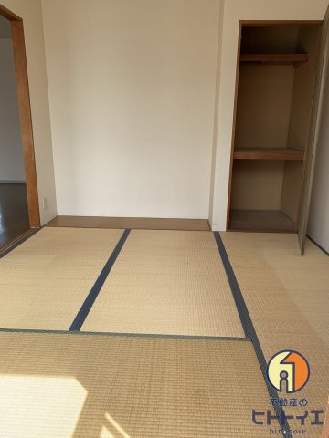 アーサハイツの和室|柔らかい畳が心地よい和室