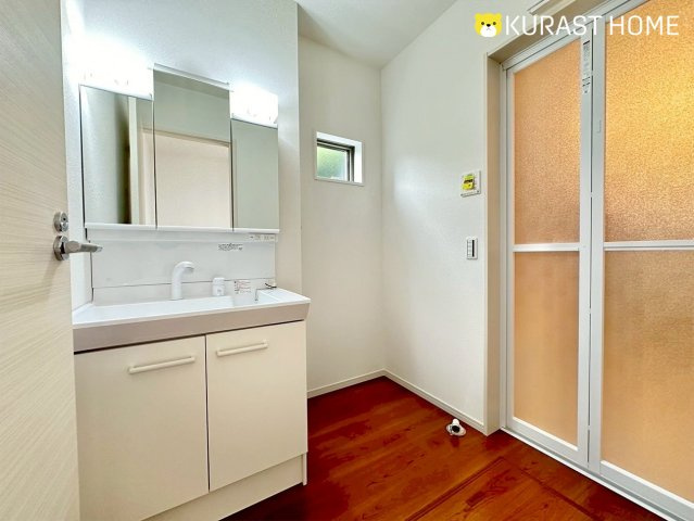 京都市西京区大枝南福西町三丁目　新築戸建の洗面所