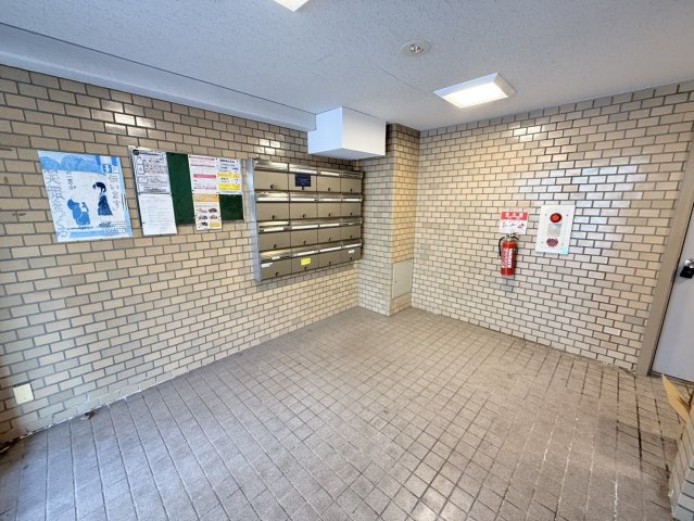 マンション静のロビー