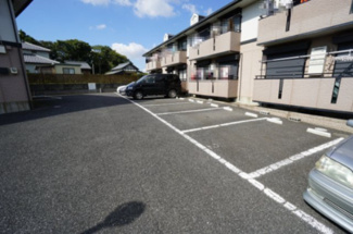 【駐車場】 | ハイム六通　Ｉ番館