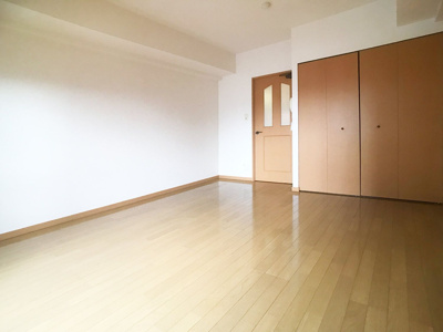 【洋室】 | オネスト吉塚 | 別号室の写真になります。現況優先。