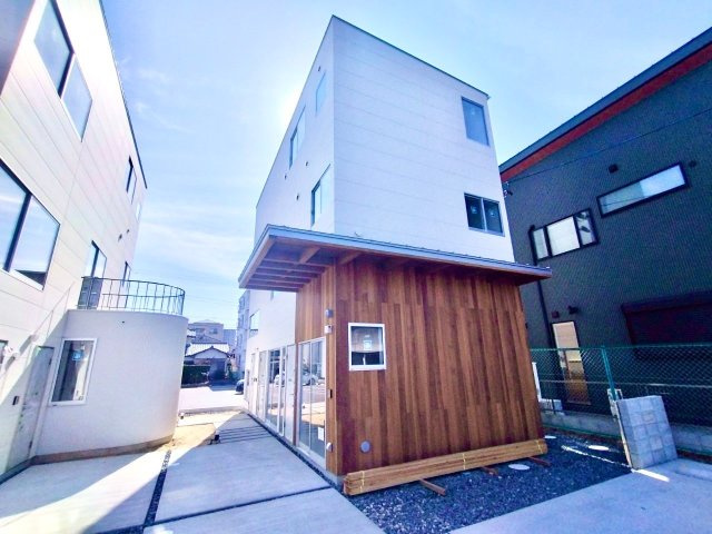 言庭　E01号室の外観