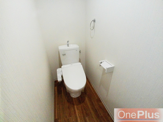 スリージェ住吉本町のトイレ