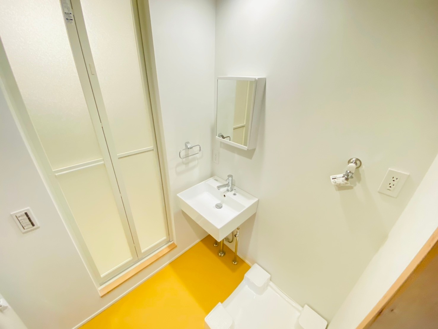 言庭（コトニワ）の洗面所