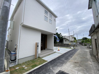 【前面道路含む現地写真】 | 南城市玉城糸数3期（全4棟）1・2号棟 | ※北東側公道3.5m♪