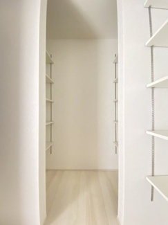 【収納】 | 南城市玉城糸数3期（全4棟）1・2号棟 | 1号棟　大容量ファミリークローク付き♪