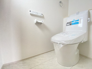 【トイレ】 | 南城市玉城糸数3期（全4棟）1・2号棟 | 1号棟　温水洗浄便座♪