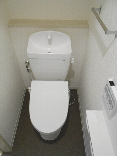 和歌山市栄谷・1棟アパート・54647のトイレ