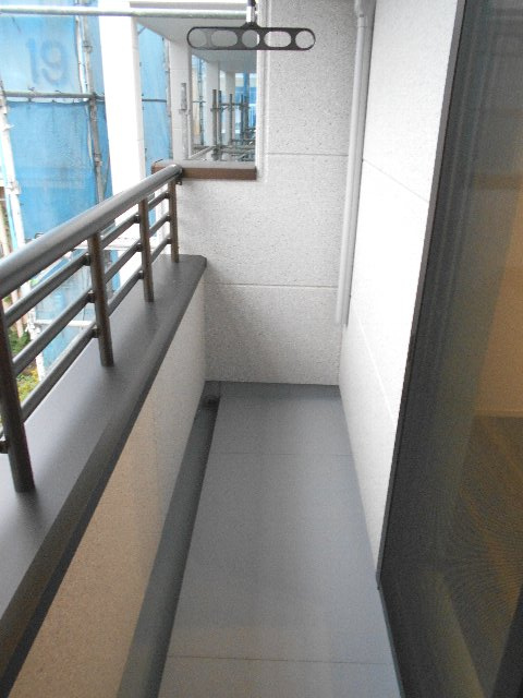 和歌山市栄谷・1棟アパート・54647のバルコニー