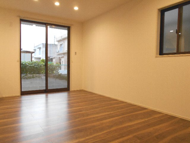 和歌山市栄谷・1棟アパート・54647の居間・リビング