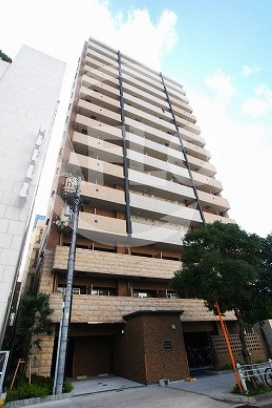 プレサンス難波元町の外観|プレサンス難波元町　外壁タイル張りのスタイリッシュな外観