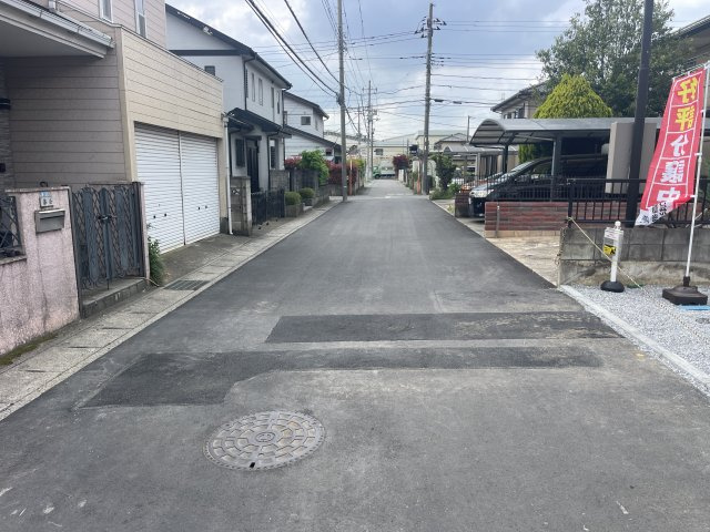 グラファーレ小山市城東２期　新築一戸建ての前面道路含む現地写真|前面道路含む現地写真です