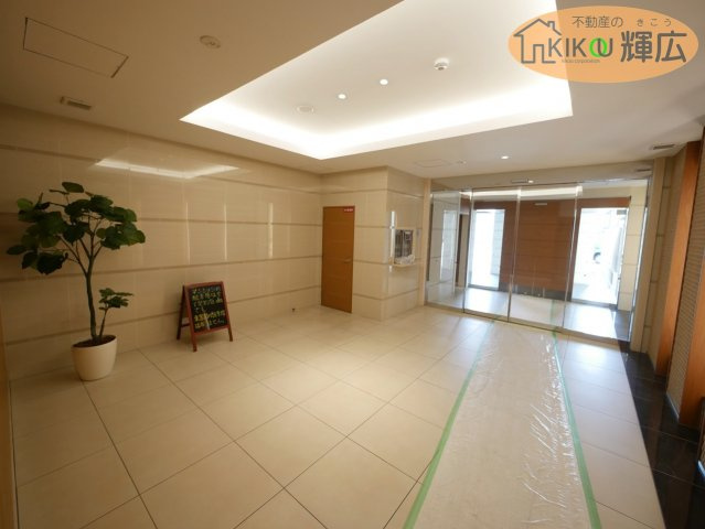 【エントランス】 | プレサンスネオ姫路　3階