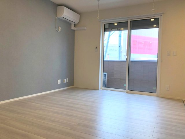 ディーシャンブル南丸之内B棟の洋室