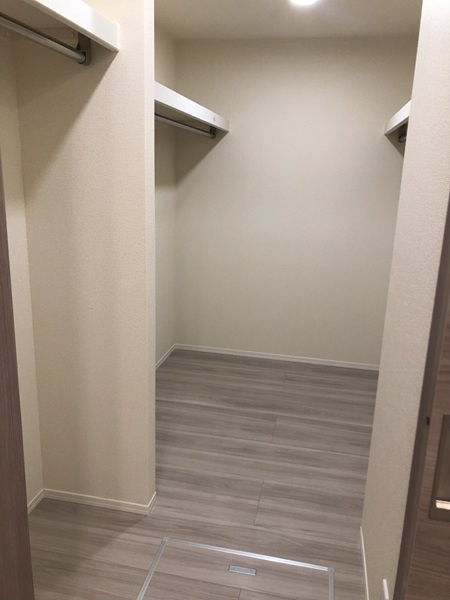 ディーシャンブル南丸之内B棟の収納