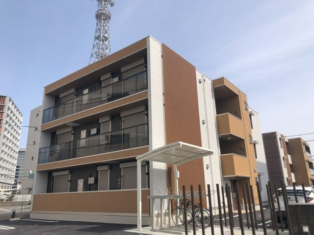 ディーシャンブル南丸之内B棟の外観