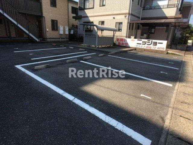 スターブルＮＯＭＵＲＡの駐車場|駐車場