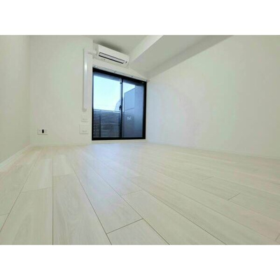 【居間・リビング】 | Louis Residence 天王寺町北