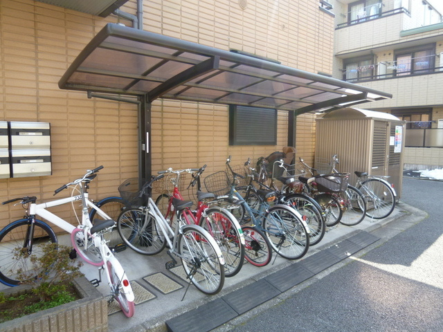 ソネ　クレール・エストのその他共用部分|★屋根付き自転車駐輪場★