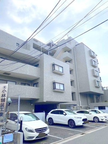 モアクレスト南葛西4階　角　部屋　94.48㎡　リ　フォーム済　家具付の外観