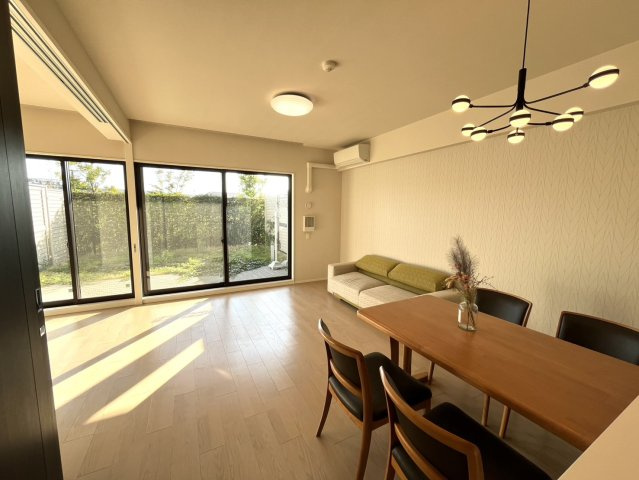 ソライエシティザ・ガーデンの居間・リビング