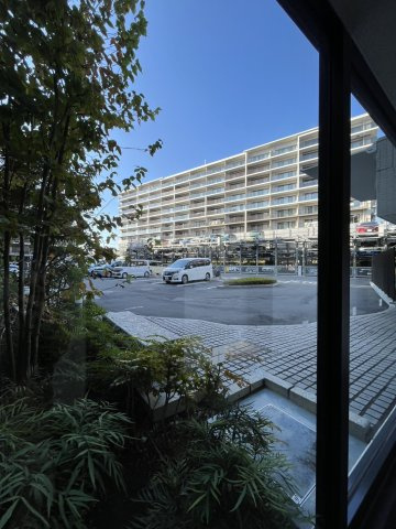 ソライエシティザ・ガーデンの駐車場