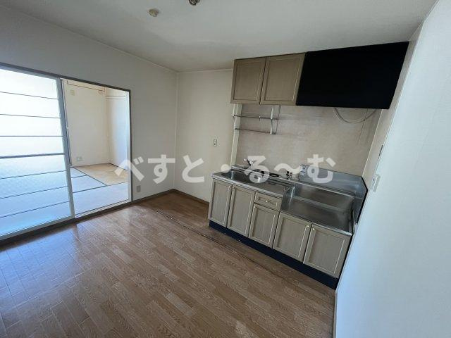 カサベルデTYOの居間・リビング