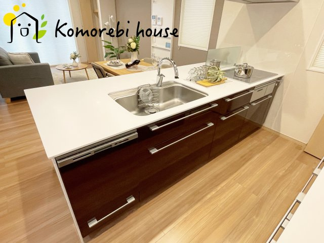 蓮田市閏戸　中古一戸建てのキッチン|お料理しやすいキッチンです