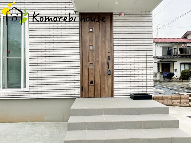 蓮田市閏戸　中古一戸建ての玄関|きれいな玄関です