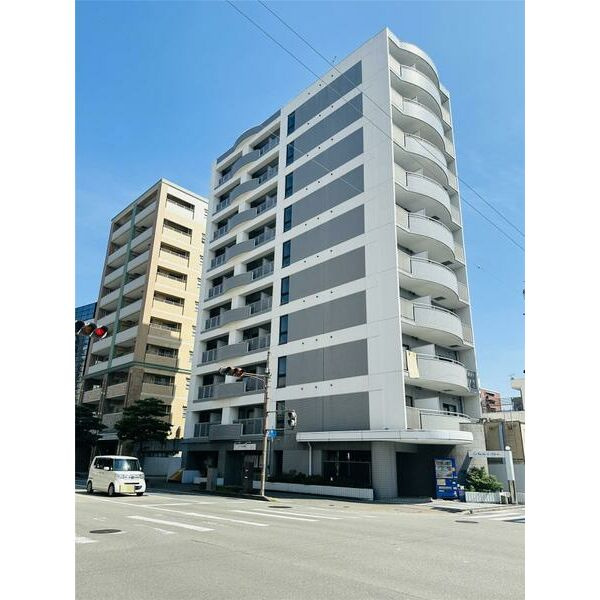 姫路市東延末２丁目の賃貸マンションの外観