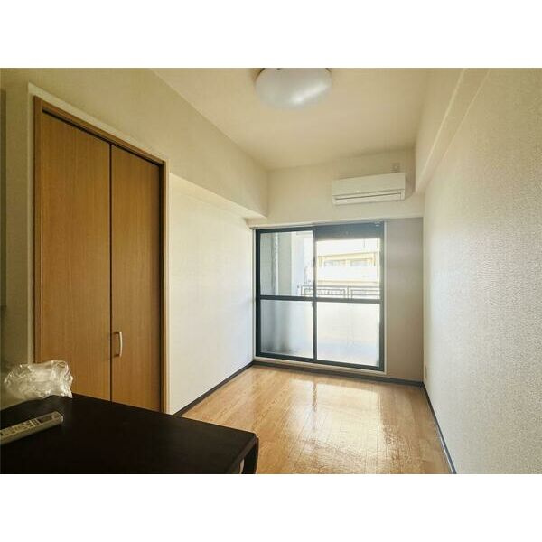 姫路市東延末２丁目の賃貸マンションの居間・リビング