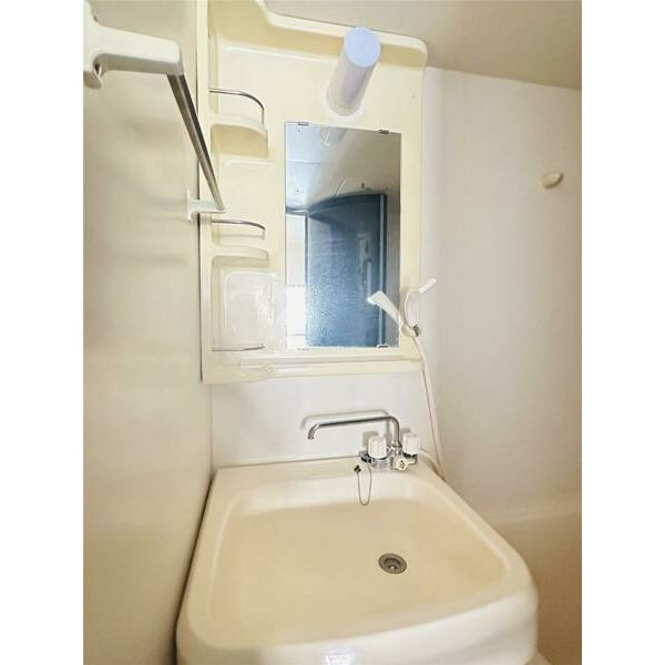 姫路市東延末２丁目の賃貸マンションの洗面所