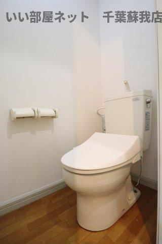 エバープレイスの洗面所|明るい洗面所です
