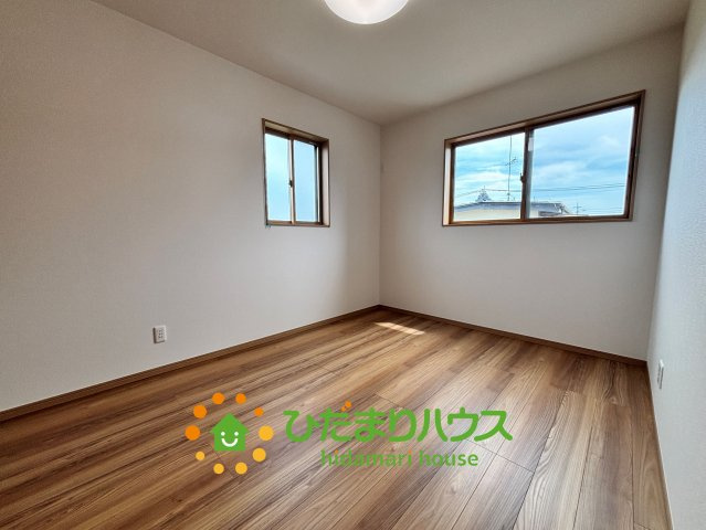 ワイウッドコート羽生市加羽ヶ崎第1期　新築一戸建て　03の洋室|6帖の洋室です！