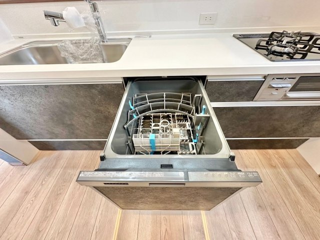 京都市西京区山田南山田町　新築戸建のキッチン