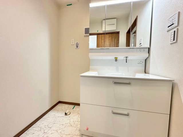 京都市西京区山田南山田町　新築戸建の洗面所