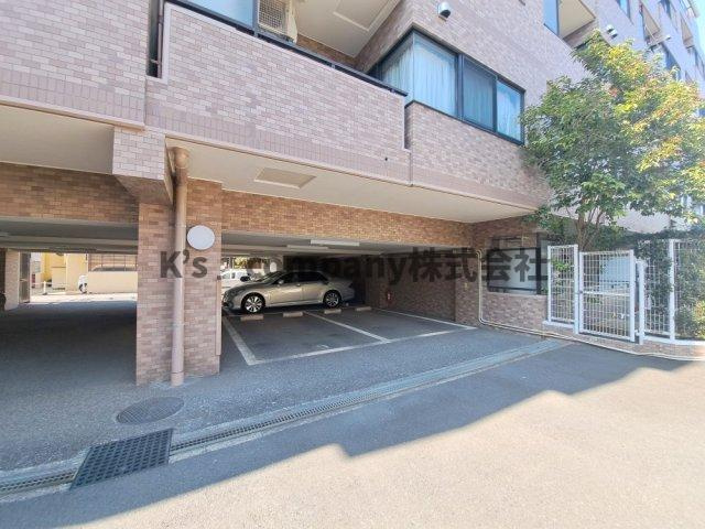 茅ヶ崎市本村　ライオンズマンション茅ヶ崎中央公園　のエントランス|エントランス周辺スペース◇