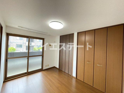 【居間・リビング】 | アイリスガーデン菰池 B棟