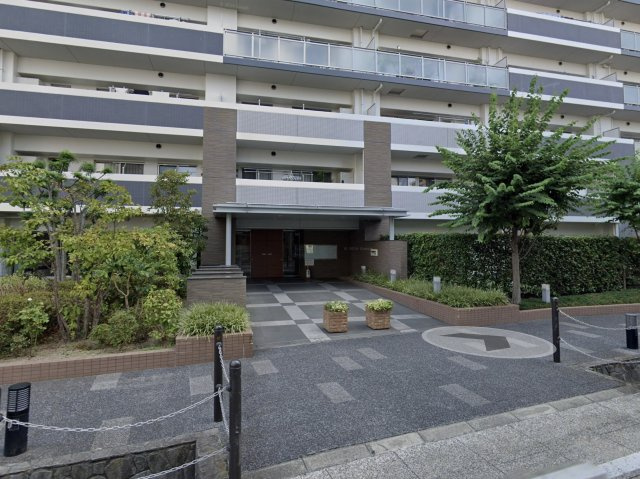 ヒューニティ高崎605号室のエントランス