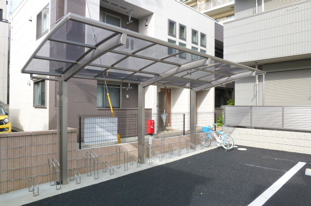 クレール志木のその他共用部分|★屋根付きの駐輪場★