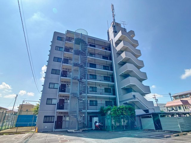 ガーデンハイツ藤の外観