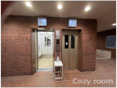 【ロビー】 | パルムハウス江坂 | EV二基あるので便利