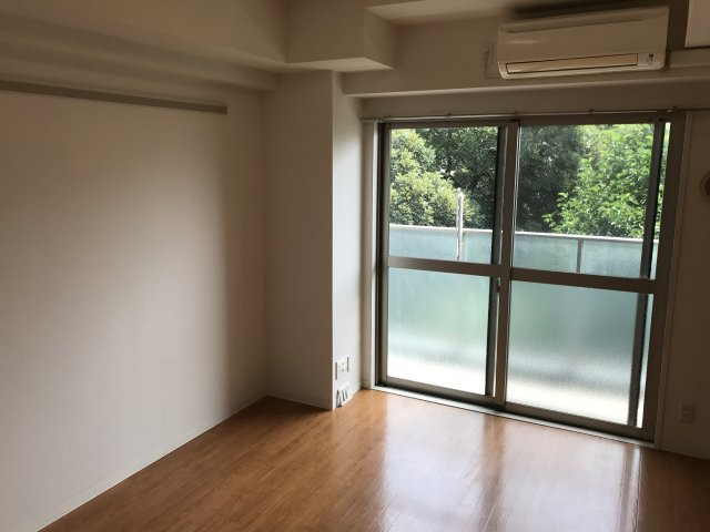 ラフィーネ・Ｓの居間・リビング