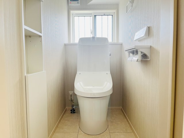 【トイレ】 | 熊谷市弥藤吾　　新築戸建　全4区画　3号棟