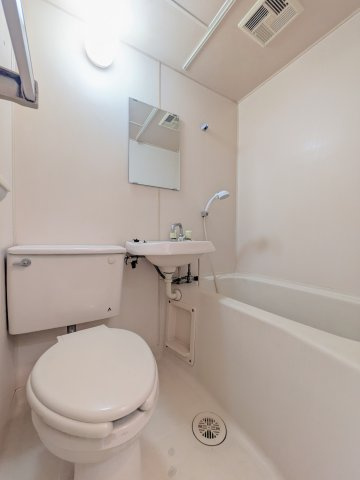 ロジュマン木崎の浴室