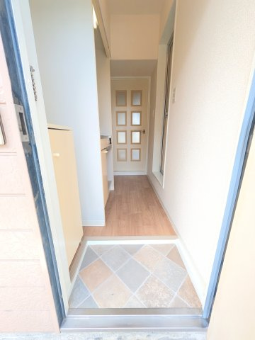 ロジュマン木崎の玄関