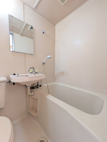 ロジュマン木崎の浴室