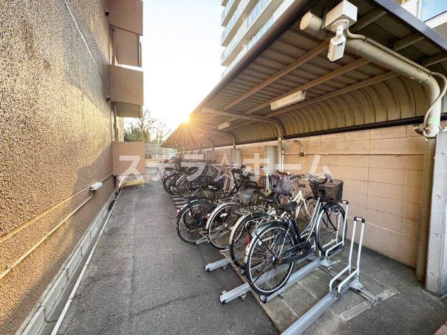 吹田ロイヤルマンションの駐輪場|駐輪場