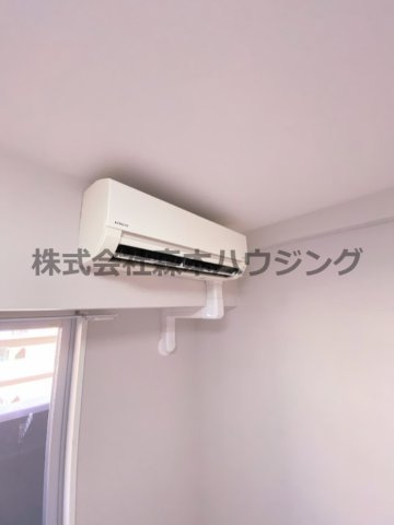 【設備】 | 　サンフレンドソラーナ | エアコンついてます