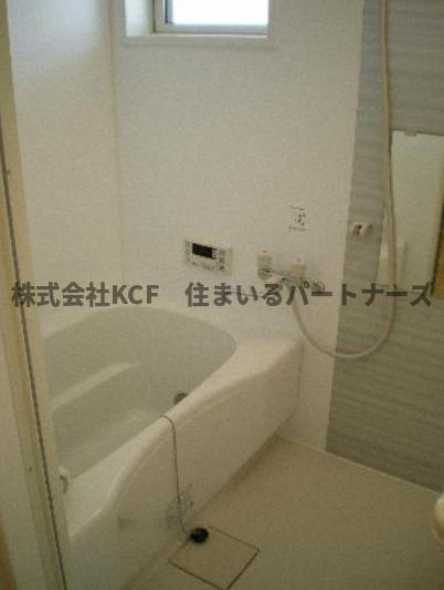 エマーブルⅢ Bの浴室|ゆったり過ごせるお風呂です